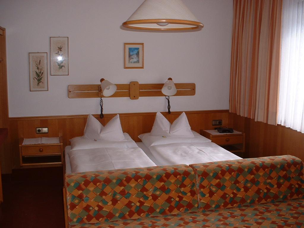 Haus Maria Leiter Hotel Sillian Exterior photo